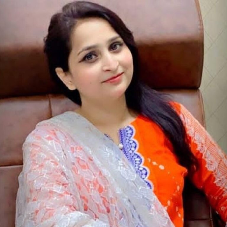 Miss Jia Abbasi